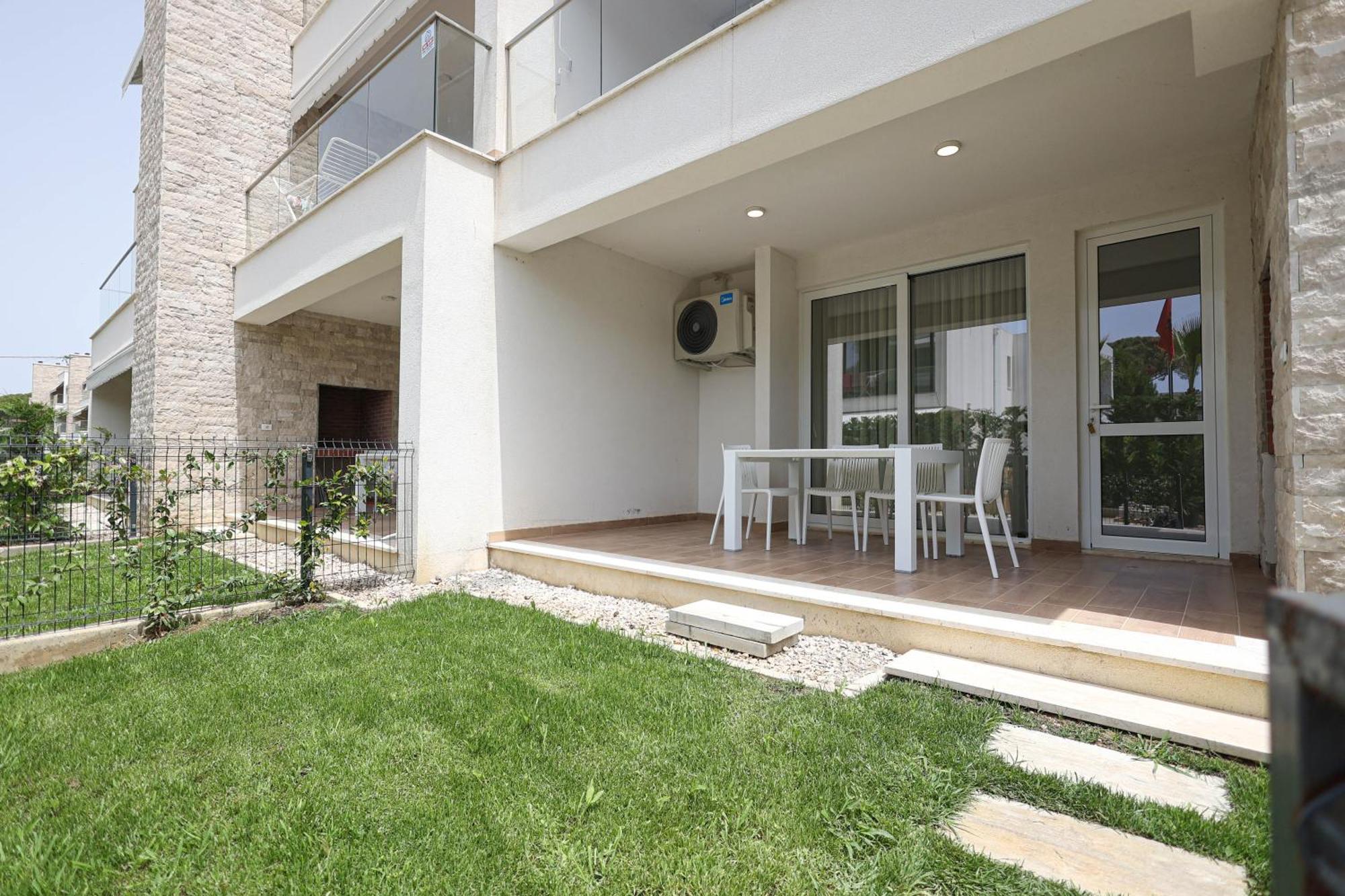 Sanpietro Vacation Rentals Plazhi San Pietro Eksteriør bilde