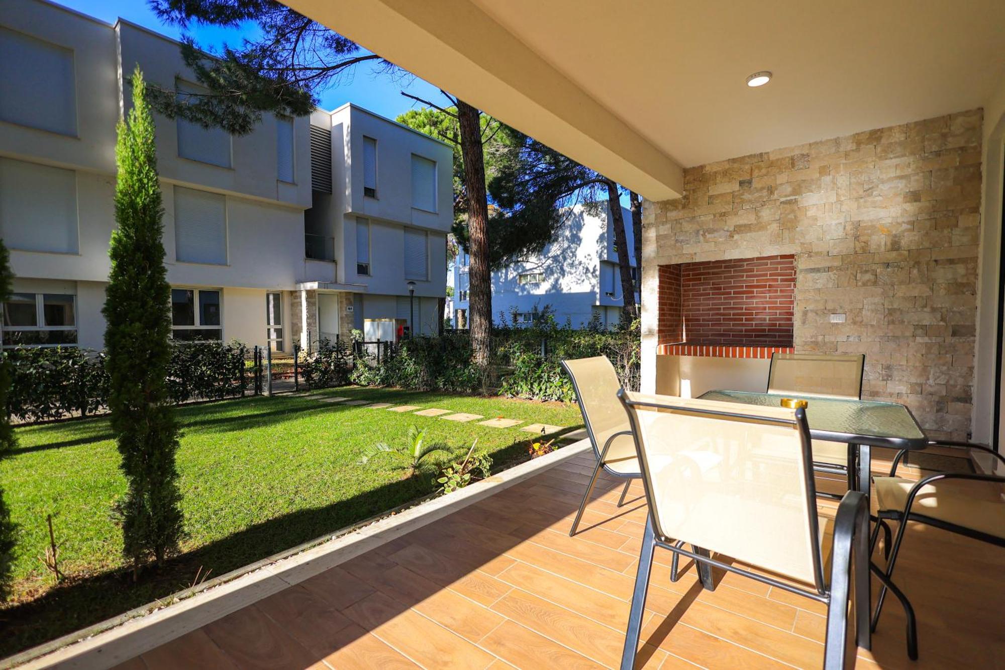 Sanpietro Vacation Rentals Plazhi San Pietro Eksteriør bilde