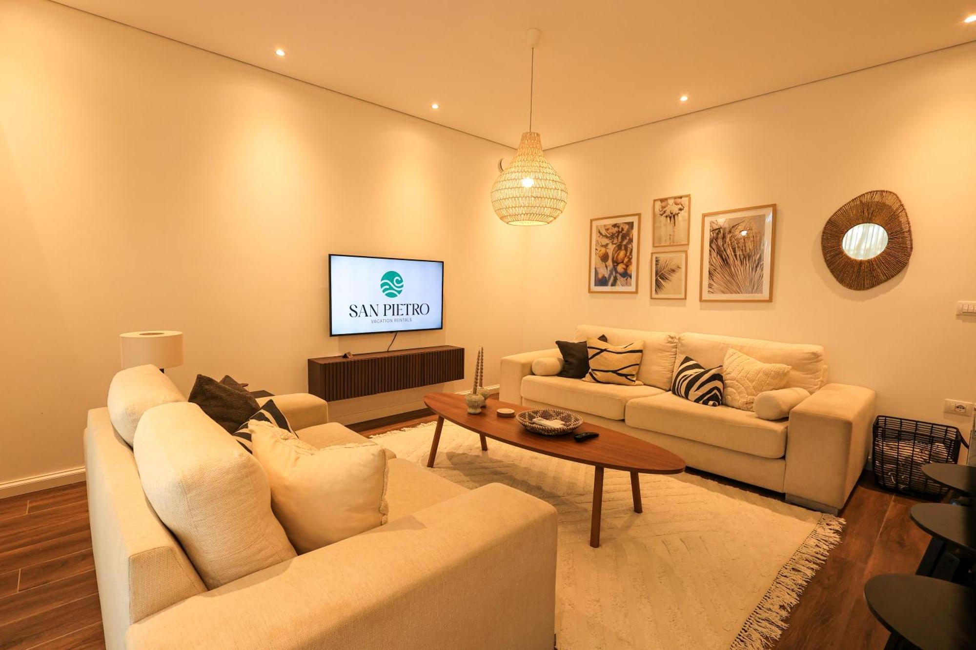 Sanpietro Vacation Rentals Plazhi San Pietro Eksteriør bilde